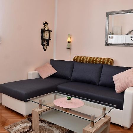 Apartment Eva Zadar Bagian luar foto